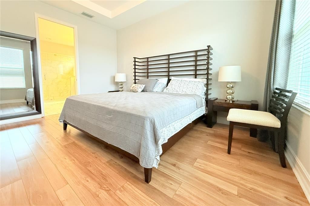 На продажу: $500,000 (3 спален, 2 ванн, 2402 Квадратных фут)