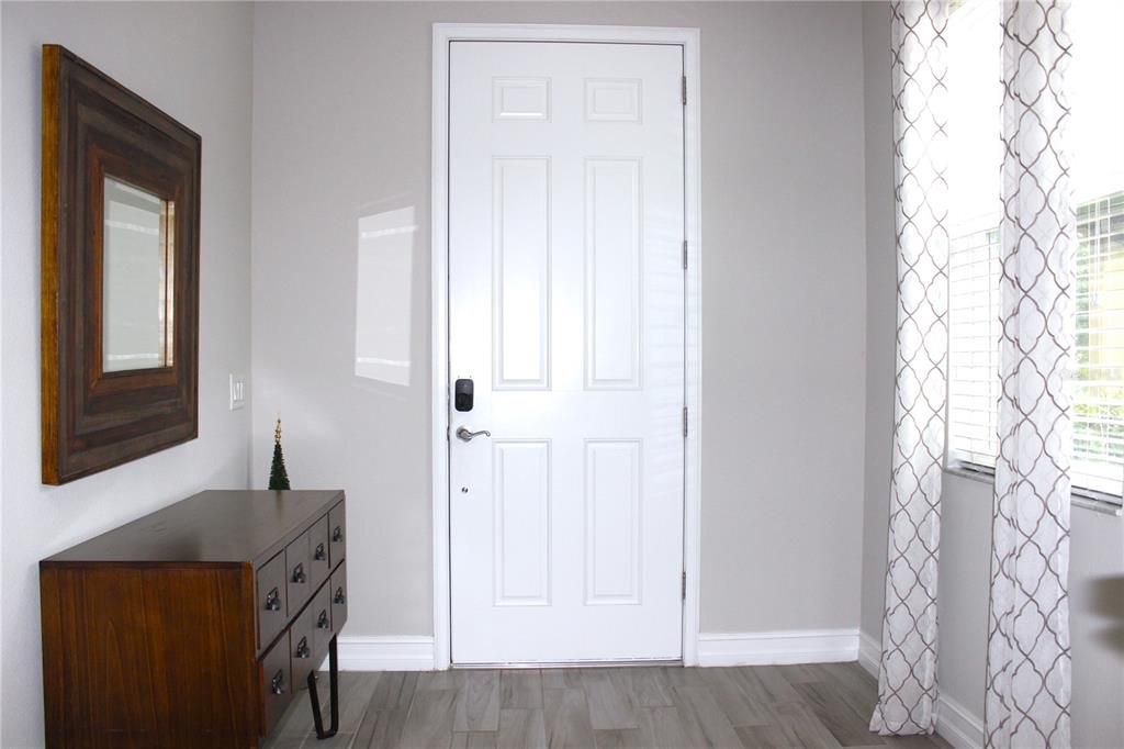 На продажу: $500,000 (3 спален, 2 ванн, 2402 Квадратных фут)