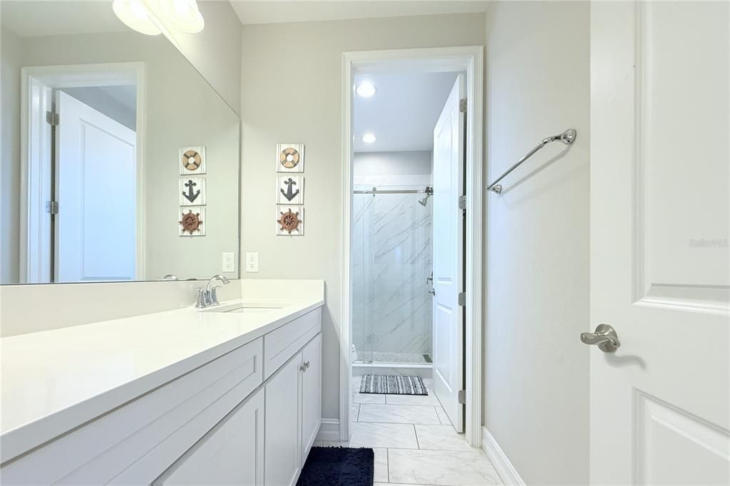 На продажу: $500,000 (3 спален, 2 ванн, 2402 Квадратных фут)