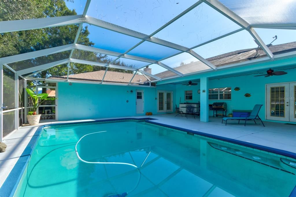 For Sale: $495,000 (4 beds, 2 baths, 2428 Square Feet)