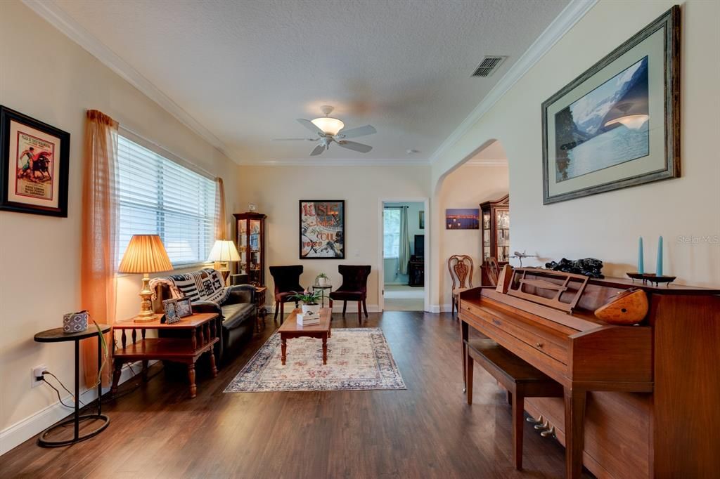 For Sale: $495,000 (4 beds, 2 baths, 2428 Square Feet)