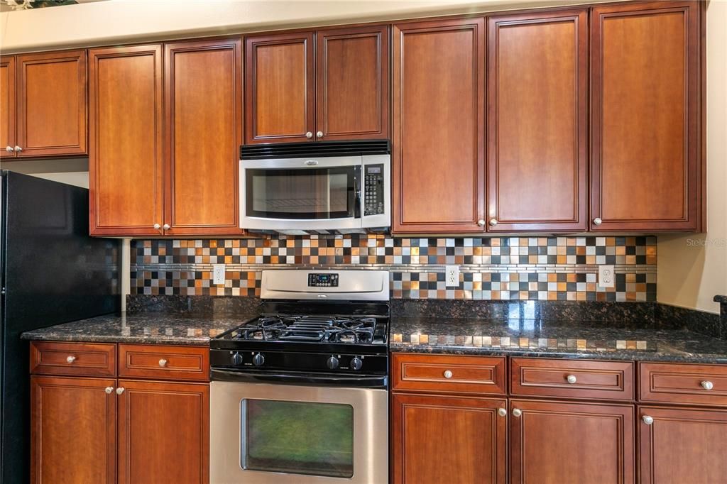 待售: $437,000 (3 贝兹, 2 浴室, 1671 平方英尺)