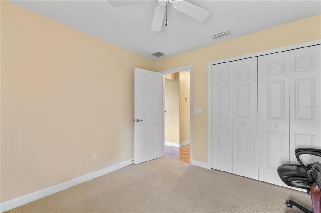 待售: $437,000 (3 贝兹, 2 浴室, 1671 平方英尺)