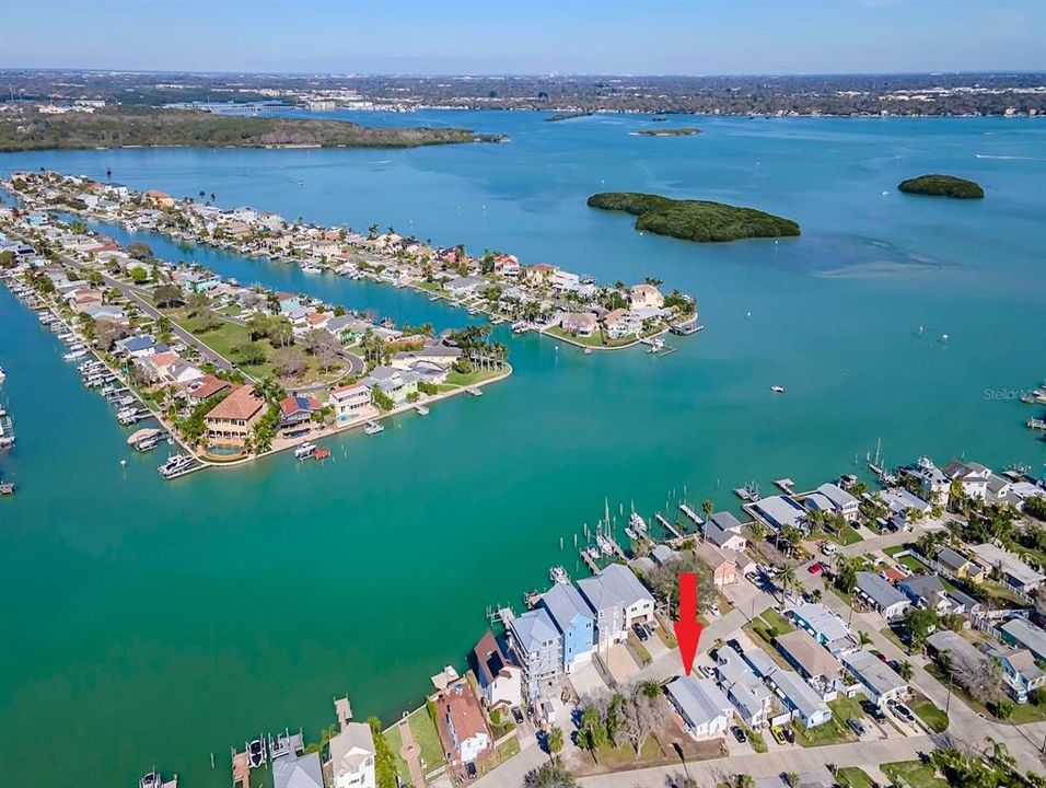 待售: $295,000 (0.12 acres)