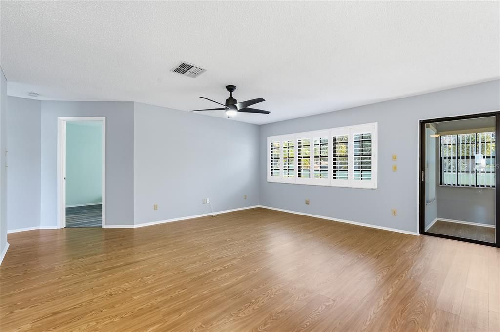 En Venta: $310,000 (2 camas, 2 baños, 1230 Pies cuadrados)