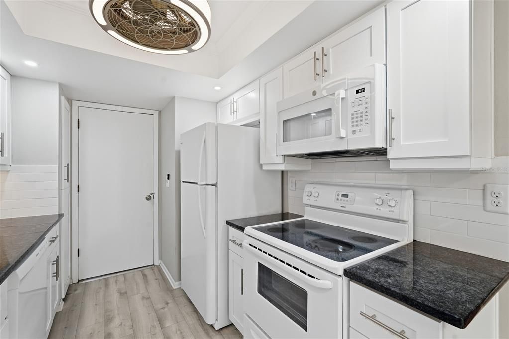 En Venta: $310,000 (2 camas, 2 baños, 1230 Pies cuadrados)