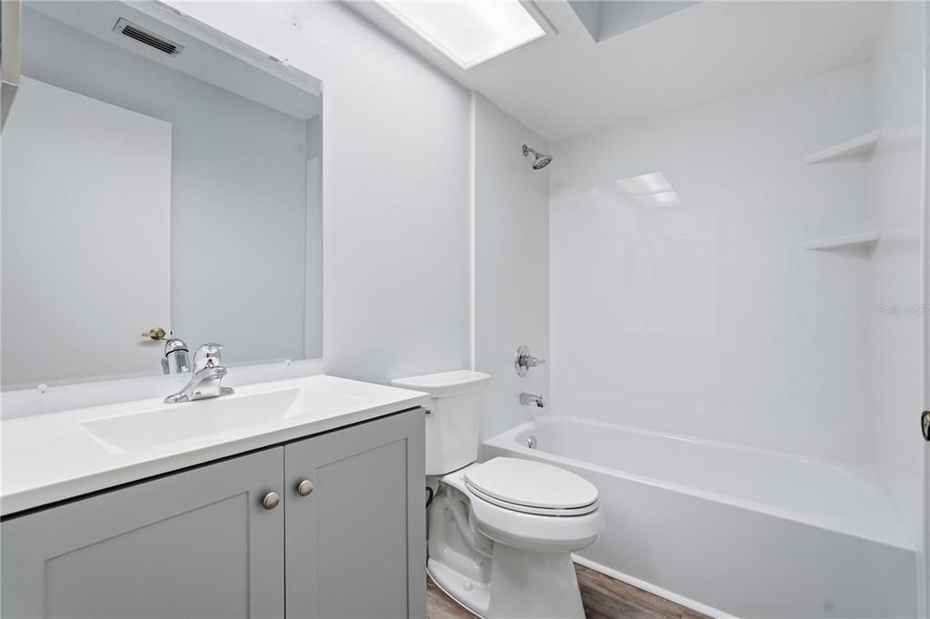 En Venta: $310,000 (2 camas, 2 baños, 1230 Pies cuadrados)