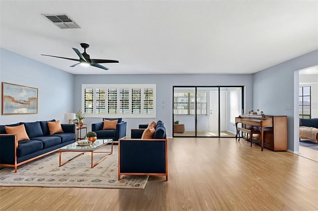 En Venta: $310,000 (2 camas, 2 baños, 1230 Pies cuadrados)