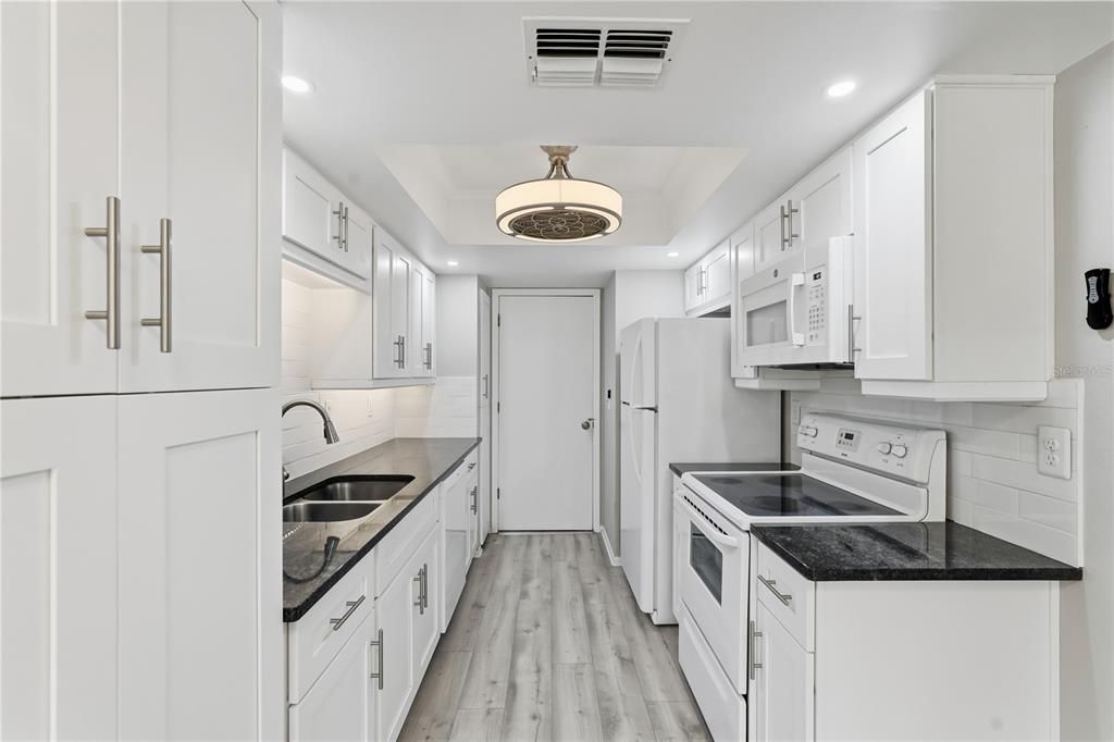 En Venta: $310,000 (2 camas, 2 baños, 1230 Pies cuadrados)