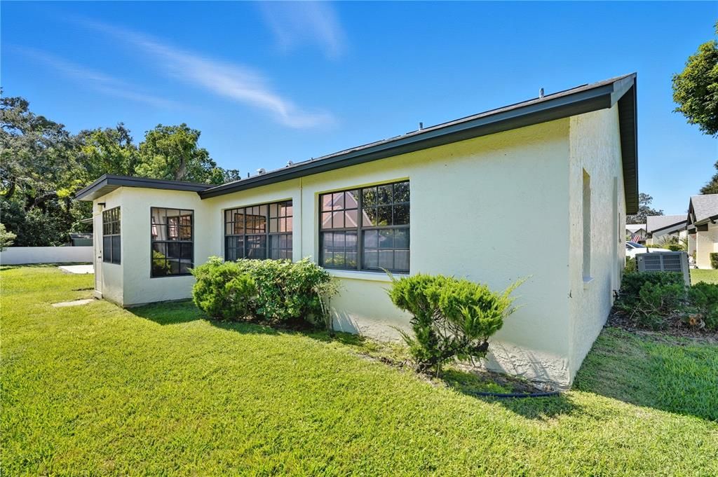 En Venta: $310,000 (2 camas, 2 baños, 1230 Pies cuadrados)