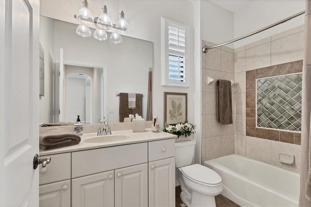 待售: $695,000 (3 贝兹, 2 浴室, 2134 平方英尺)