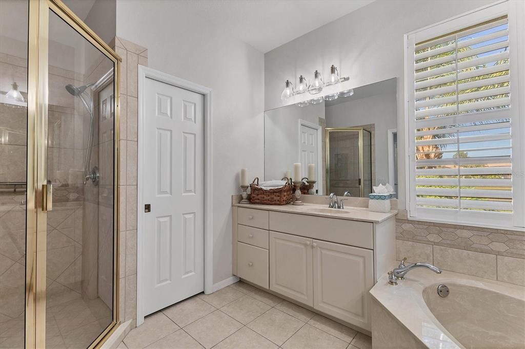 待售: $695,000 (3 贝兹, 2 浴室, 2134 平方英尺)