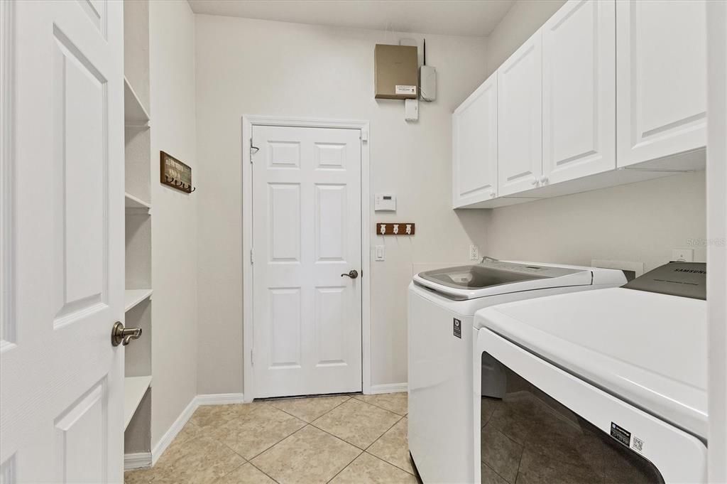 待售: $695,000 (3 贝兹, 2 浴室, 2134 平方英尺)