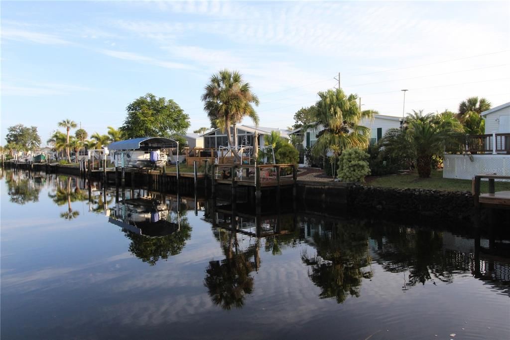 For Sale: $229,900 (2 beds, 2 baths, 1230 Square Feet)