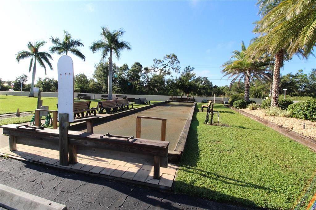 For Sale: $229,900 (2 beds, 2 baths, 1230 Square Feet)