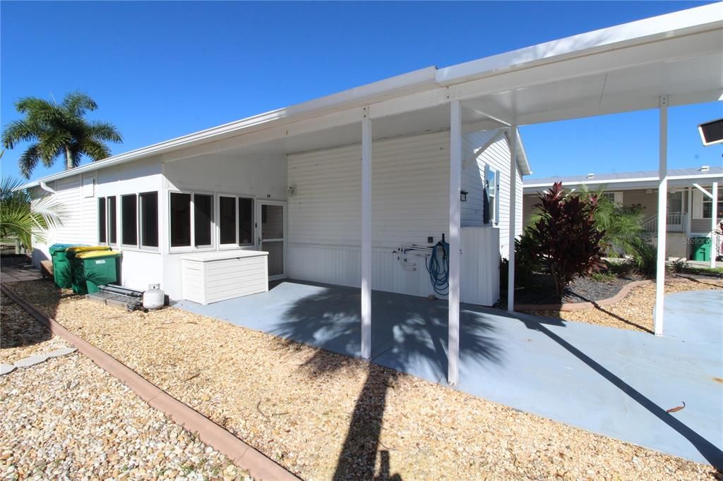 For Sale: $229,900 (2 beds, 2 baths, 1230 Square Feet)