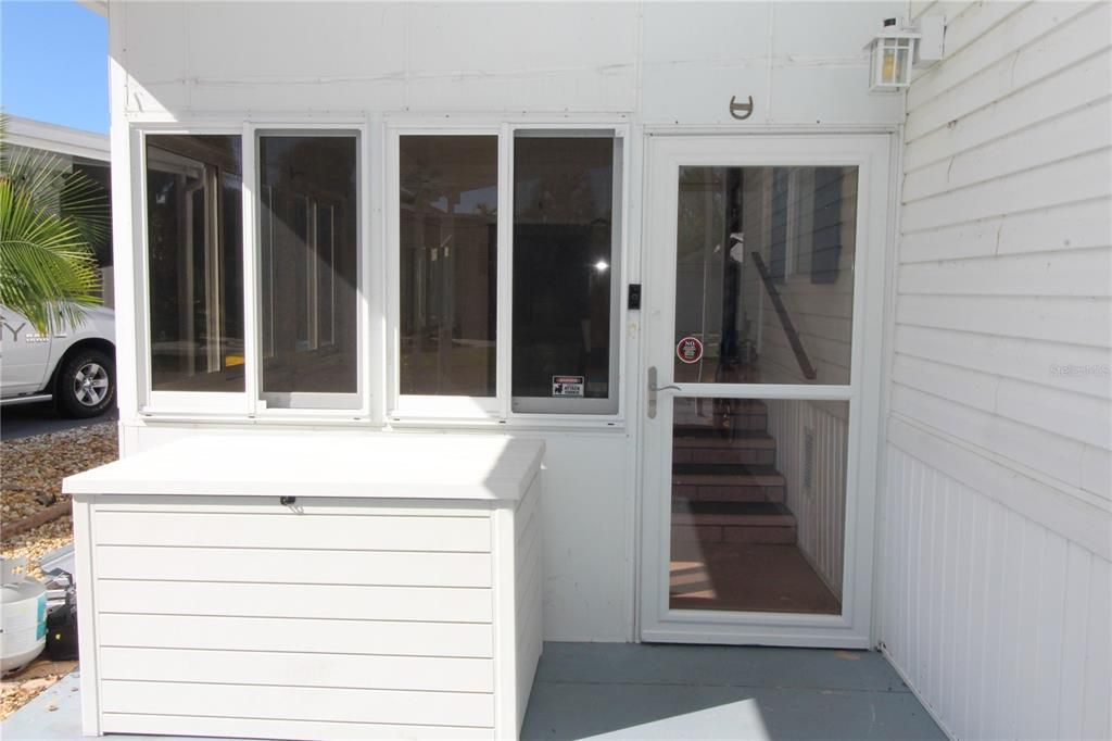 For Sale: $229,900 (2 beds, 2 baths, 1230 Square Feet)