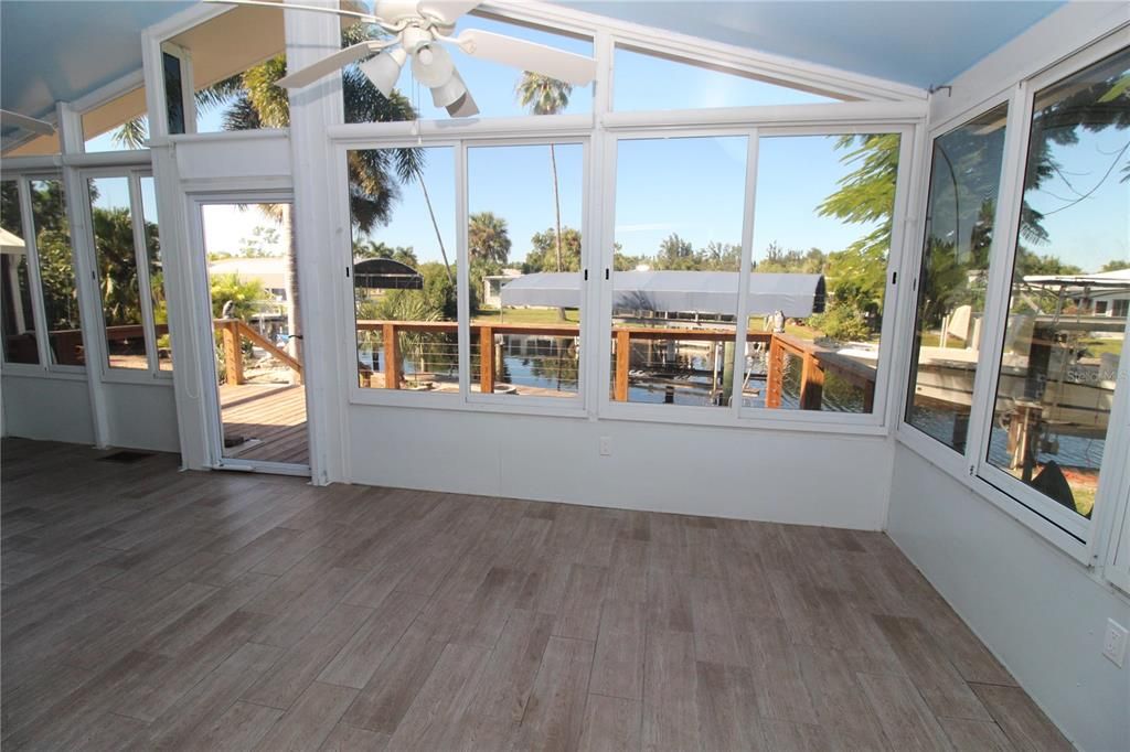 For Sale: $229,900 (2 beds, 2 baths, 1230 Square Feet)