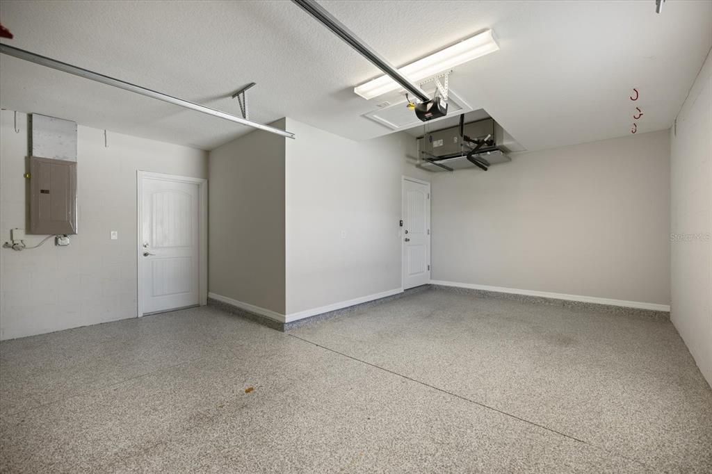 For Rent: $2,400 (3 beds, 2 baths, 1346 Square Feet)