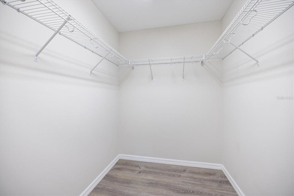 For Rent: $2,400 (3 beds, 2 baths, 1346 Square Feet)