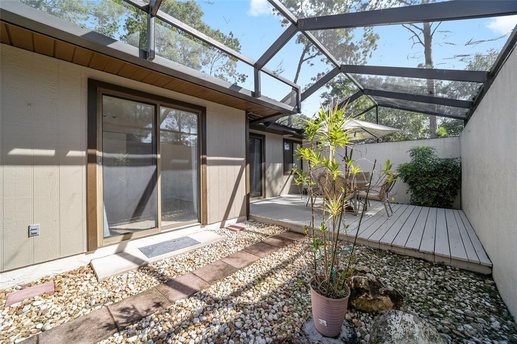 Active With Contract: $218,500 (2 beds, 2 baths, 1317 Square Feet)