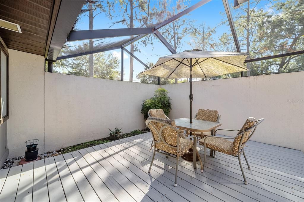 Active With Contract: $218,500 (2 beds, 2 baths, 1317 Square Feet)