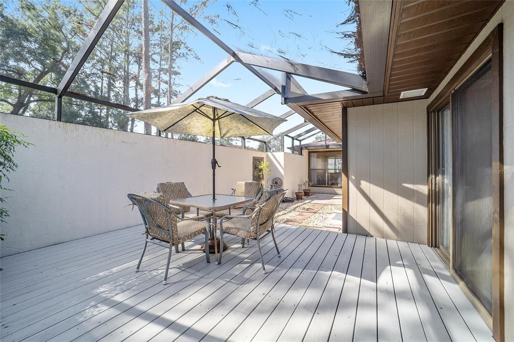 Active With Contract: $218,500 (2 beds, 2 baths, 1317 Square Feet)