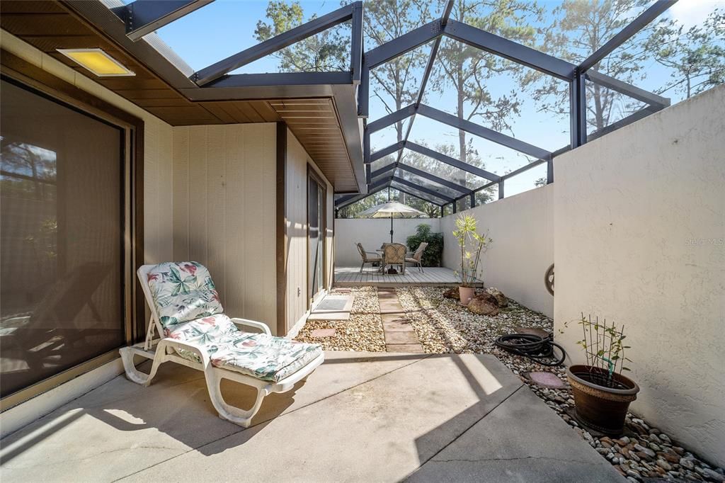 Active With Contract: $218,500 (2 beds, 2 baths, 1317 Square Feet)