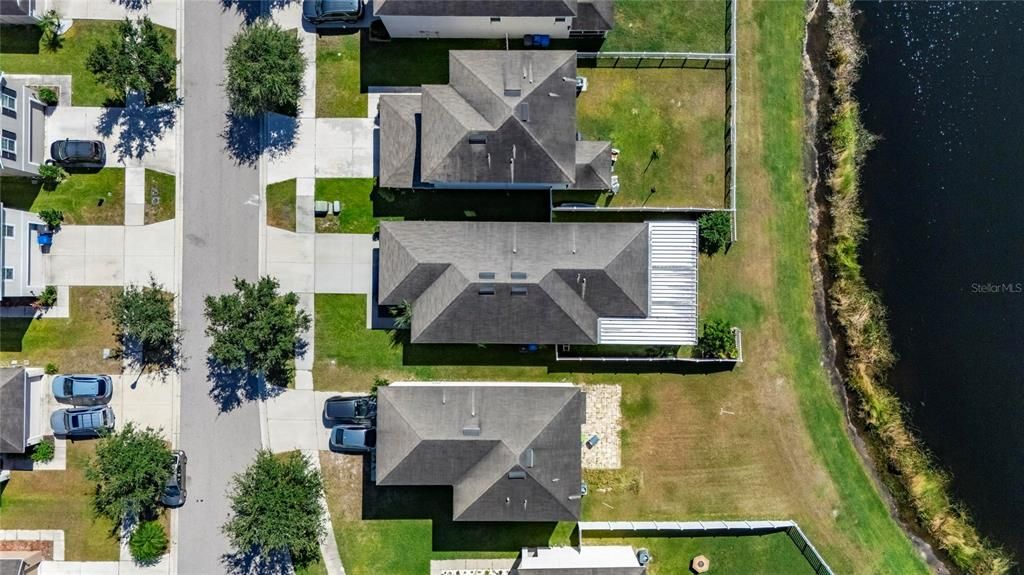 For Sale: $325,000 (3 beds, 2 baths, 1305 Square Feet)