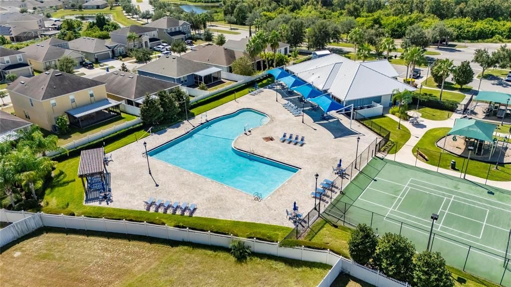 For Sale: $325,000 (3 beds, 2 baths, 1305 Square Feet)