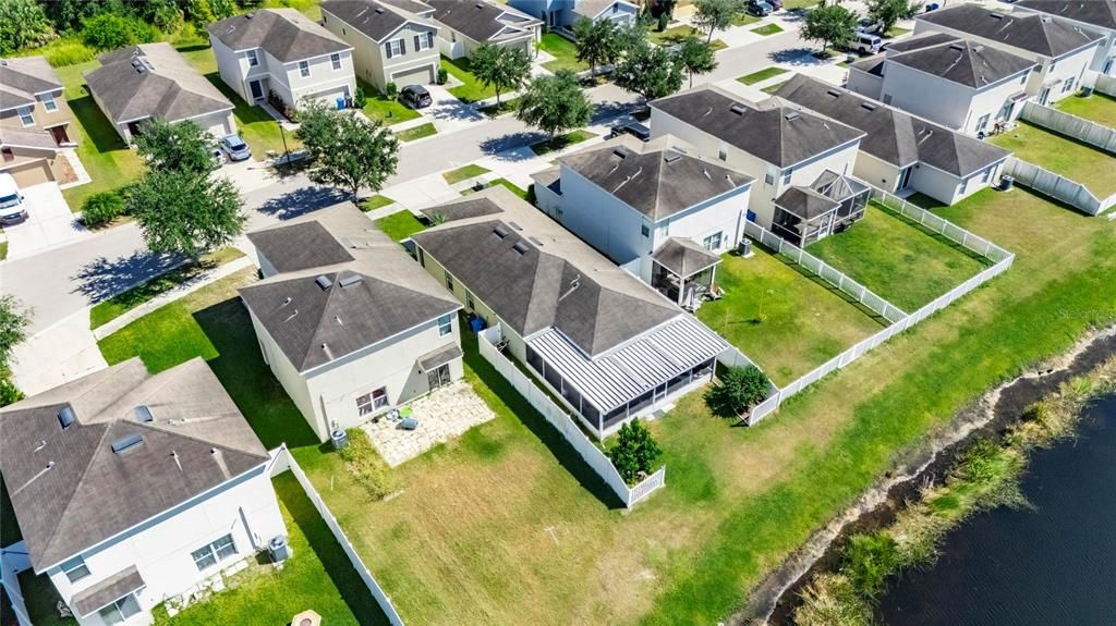 For Sale: $325,000 (3 beds, 2 baths, 1305 Square Feet)