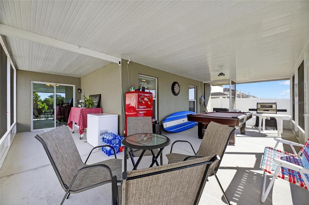 For Sale: $325,000 (3 beds, 2 baths, 1305 Square Feet)