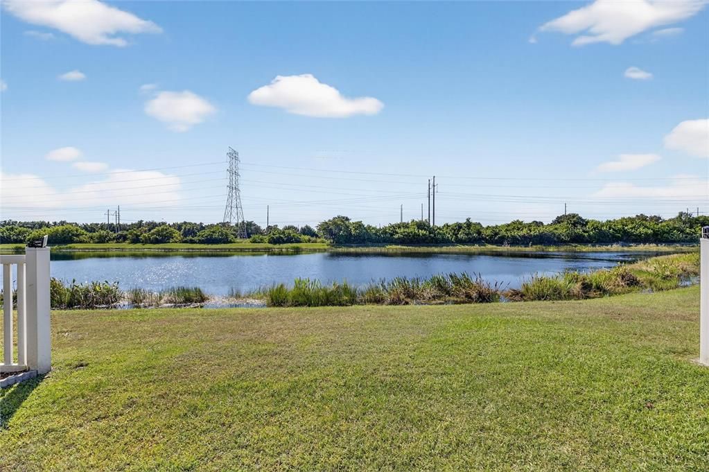 For Sale: $325,000 (3 beds, 2 baths, 1305 Square Feet)