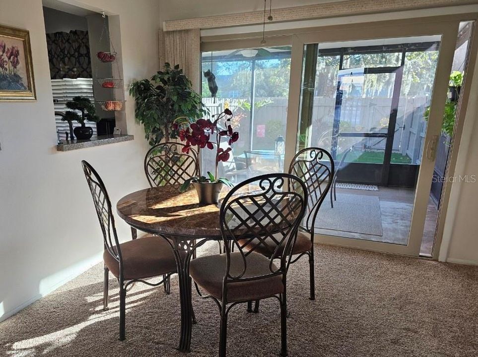 待售: $284,700 (2 贝兹, 2 浴室, 1238 平方英尺)