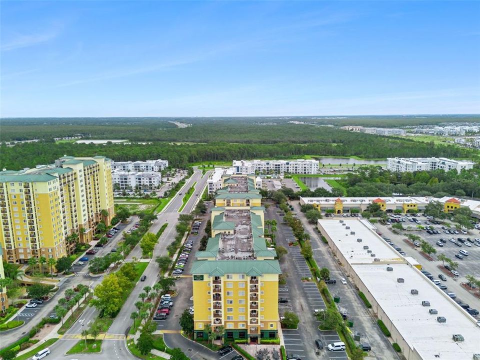 Под контрактом: $139,999 (2 спален, 2 ванн, 1060 Квадратных фут)