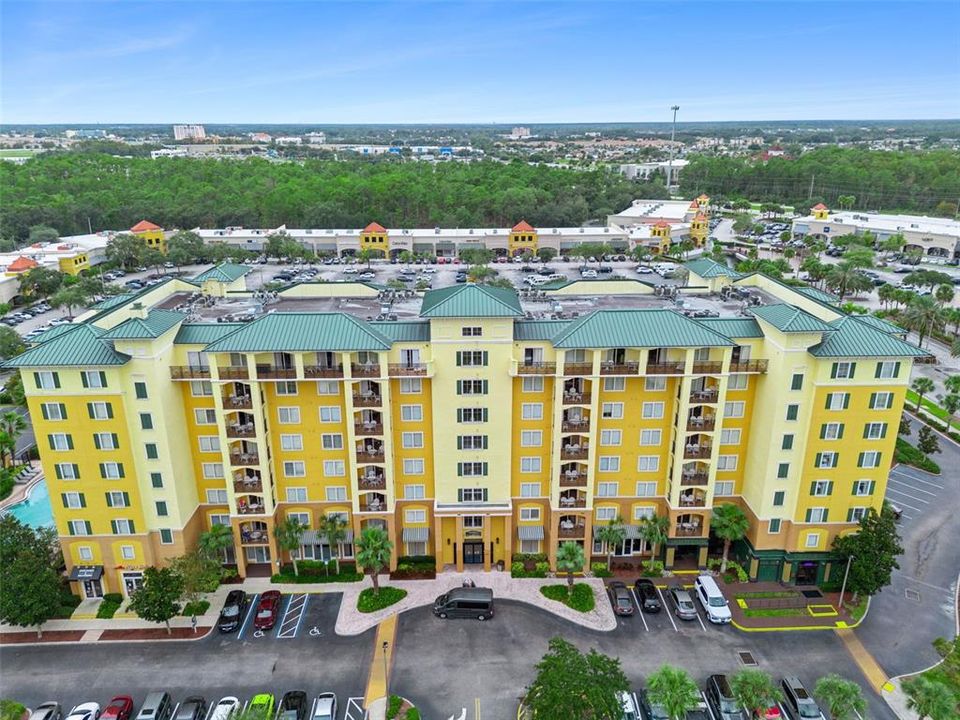 Под контрактом: $139,999 (2 спален, 2 ванн, 1060 Квадратных фут)