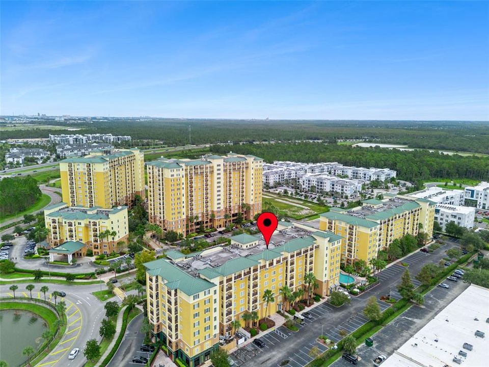 Под контрактом: $139,999 (2 спален, 2 ванн, 1060 Квадратных фут)