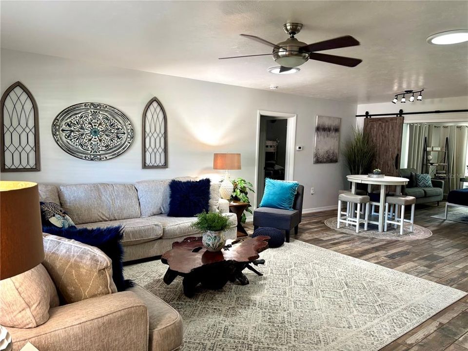 For Rent: $4,300 (3 beds, 3 baths, 1841 Square Feet)