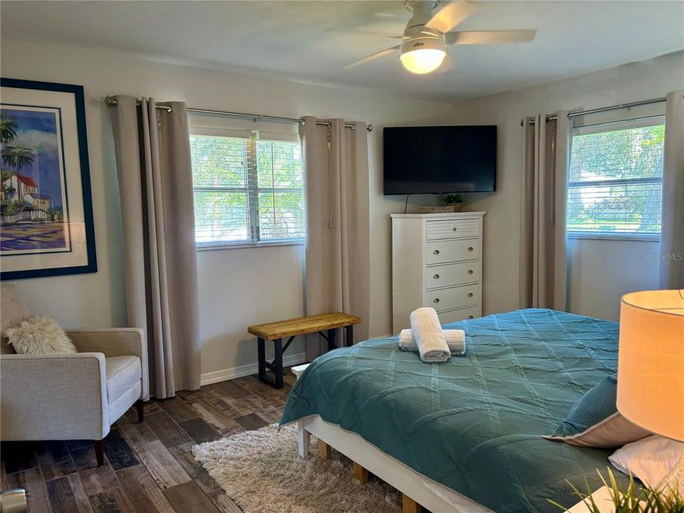 For Rent: $4,300 (3 beds, 3 baths, 1841 Square Feet)