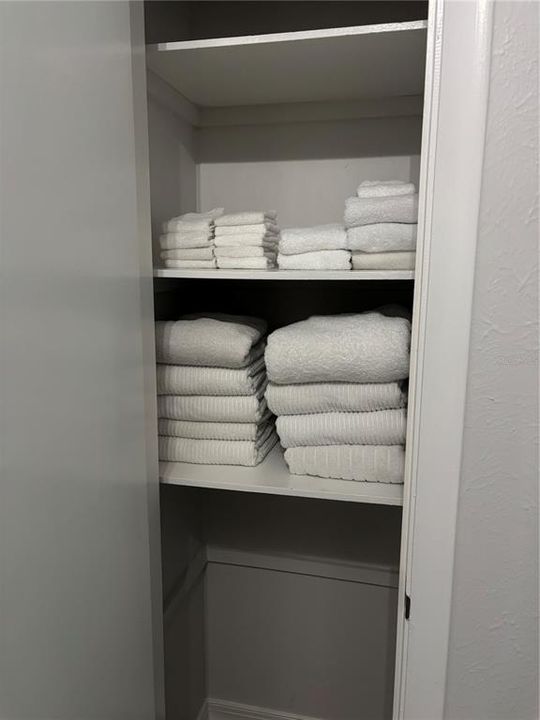 For Rent: $4,300 (3 beds, 3 baths, 1841 Square Feet)