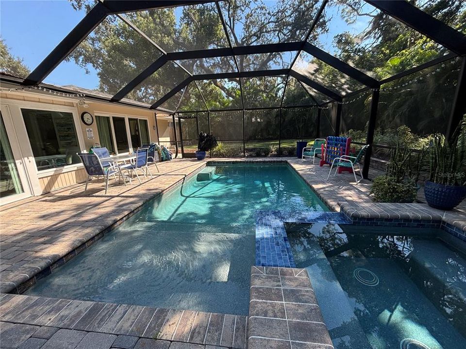 For Rent: $4,300 (3 beds, 3 baths, 1841 Square Feet)