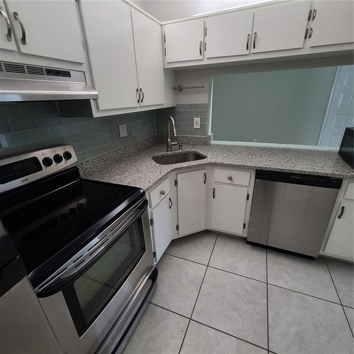 For Rent: $1,650 (2 beds, 2 baths, 1064 Square Feet)