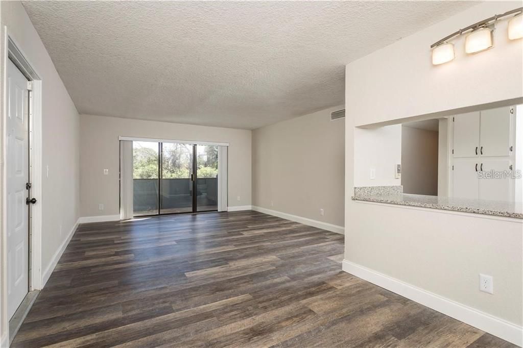 For Rent: $1,650 (2 beds, 2 baths, 1064 Square Feet)