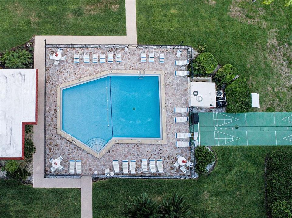 En Venta: $229,900 (2 camas, 2 baños, 900 Pies cuadrados)