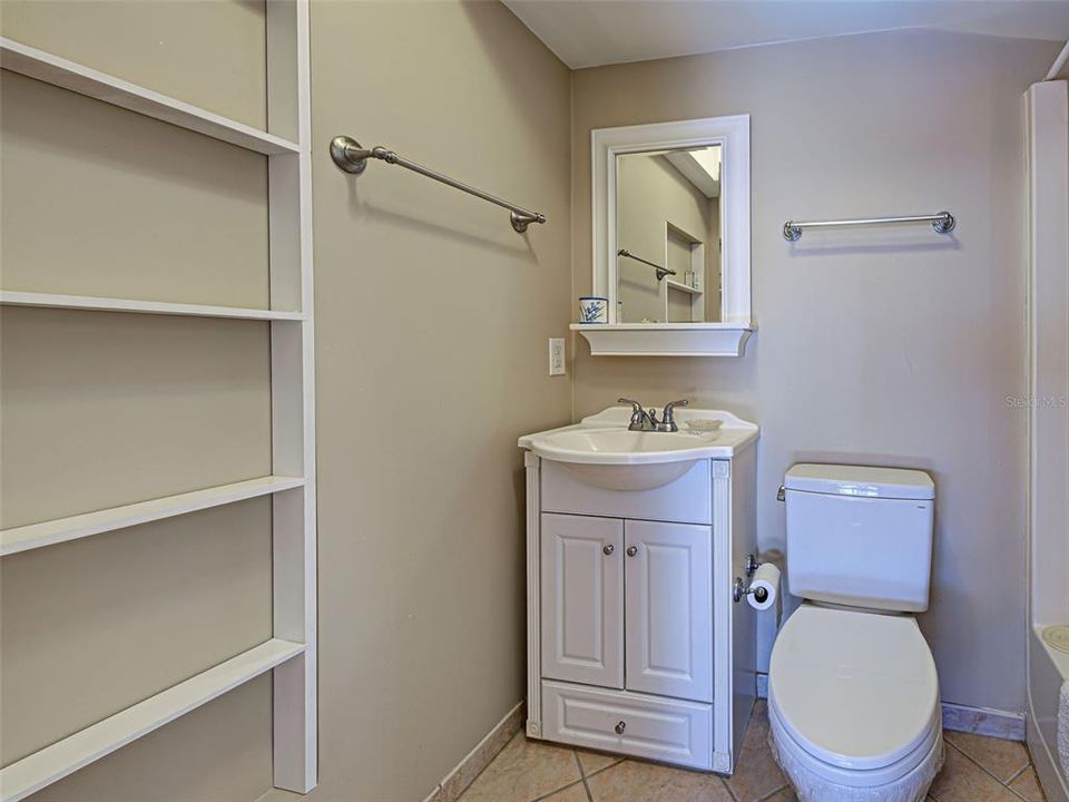 En Venta: $229,900 (2 camas, 2 baños, 900 Pies cuadrados)