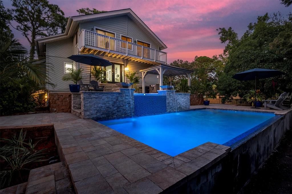 For Sale: $1,135,000 (4 beds, 3 baths, 3680 Square Feet)