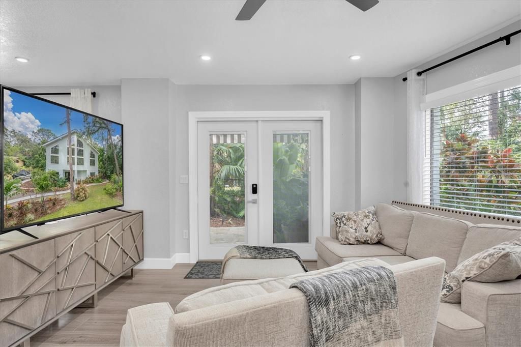 For Sale: $1,135,000 (4 beds, 3 baths, 3680 Square Feet)