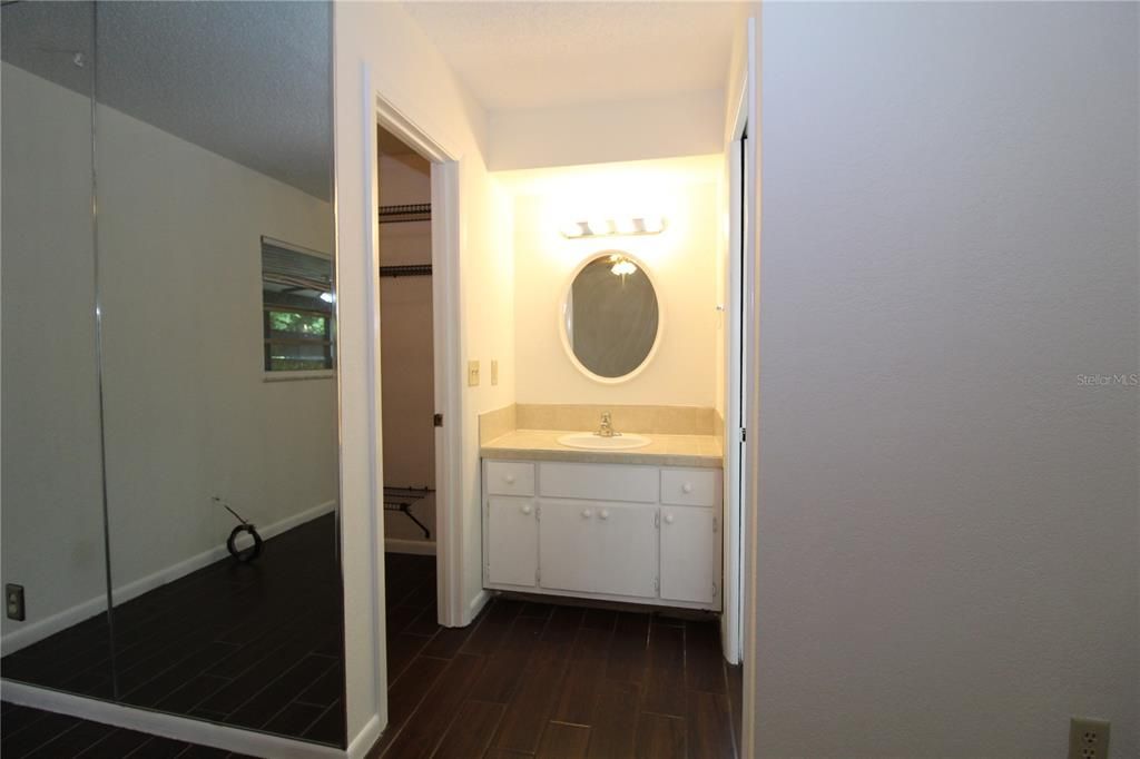 待售: $285,000 (3 贝兹, 2 浴室, 1390 平方英尺)