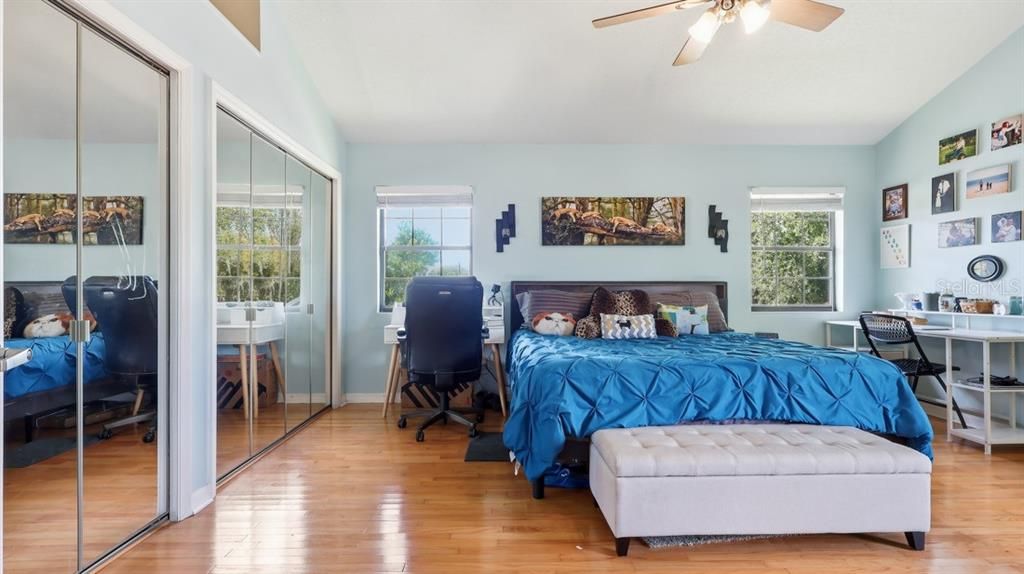 For Sale: $525,000 (4 beds, 2 baths, 2273 Square Feet)