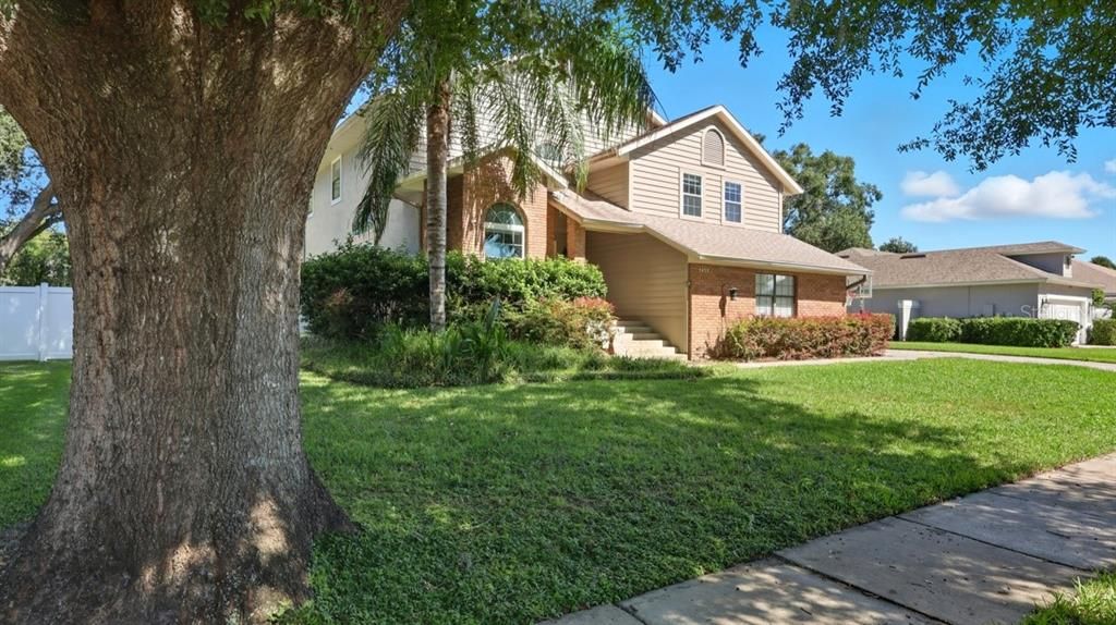 For Sale: $525,000 (4 beds, 2 baths, 2273 Square Feet)